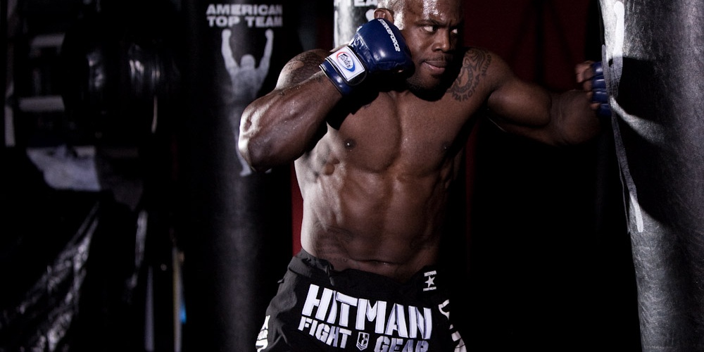 Melvin Manhoef wil nog steeds naar de UFC