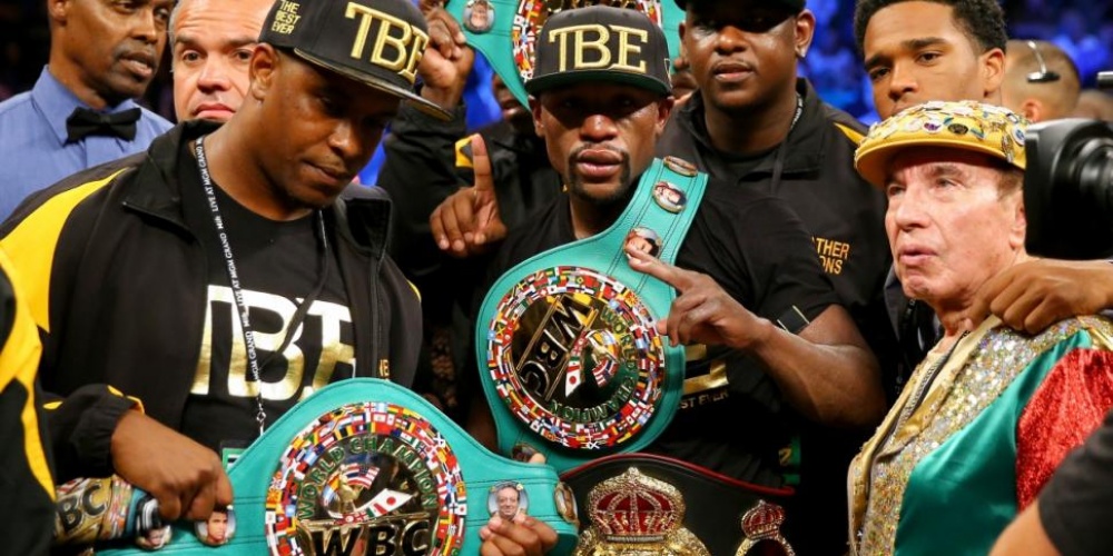 Floyd Mayweather nog steeds ongeslagen!