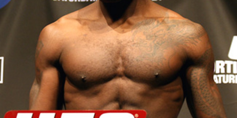 UFC schorst Anthony Johnson