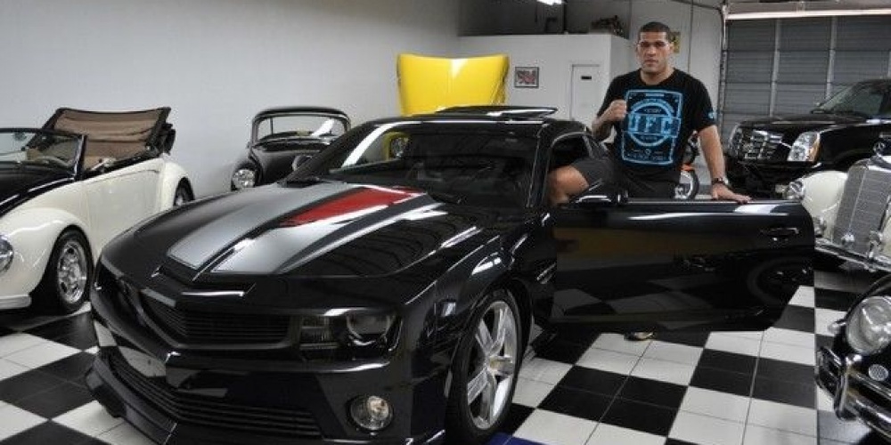 Bigfoot Silva verkoopt zijn 45th Anniversary Edition Camaro op Ebay