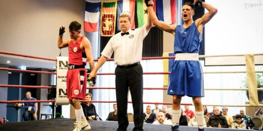 Wagersveld wint finale Eindhoven Box Cup van topfavoriet Uranchimeg