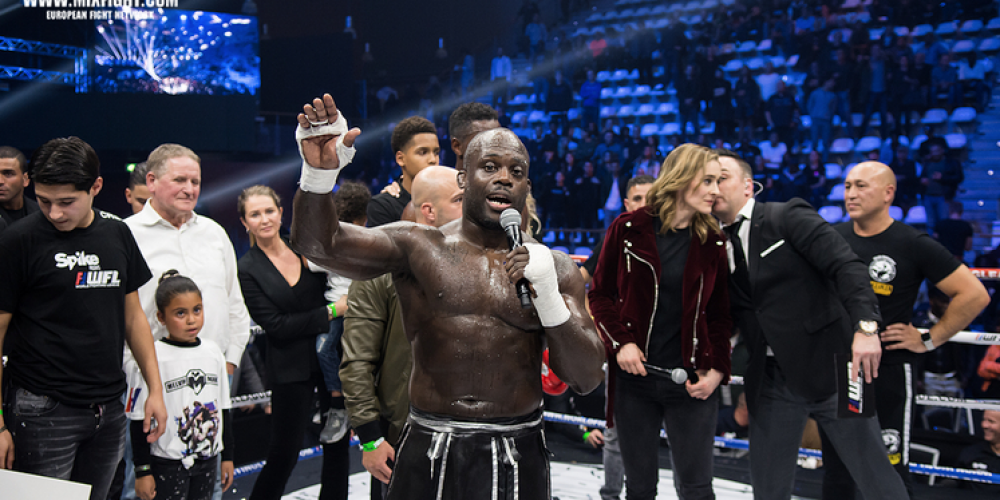 Fotoverslag afscheid Melvin Manhoef