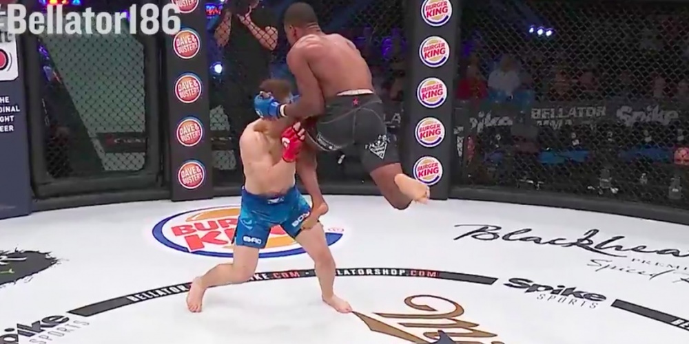 Bellator-debutant trapt tegenstander na 90 seconden KO met ‘flying knee’