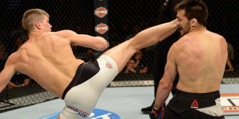 Alle spinning wheelkick finishes van de UFC (video)