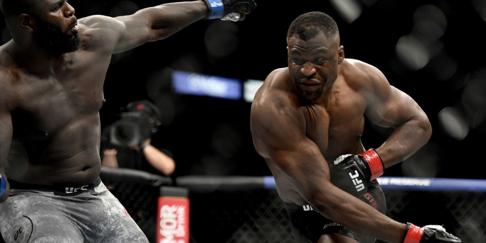 Francis Ngannou gefrustreerd door korte partij